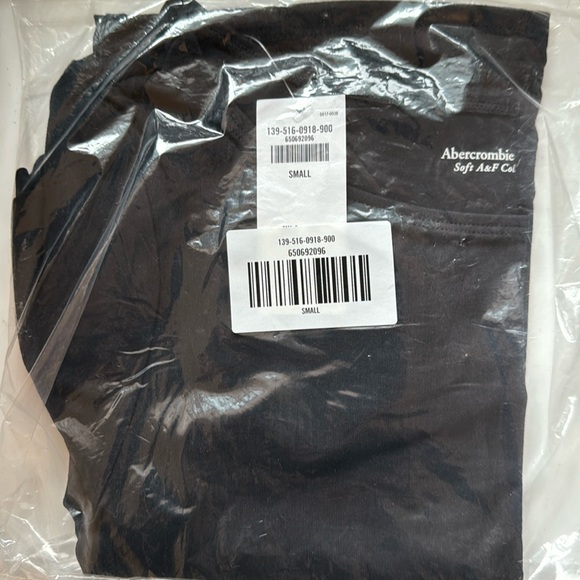 Abercrombie Soft A&F Collection Long Sleeve - Picture 2 of 8